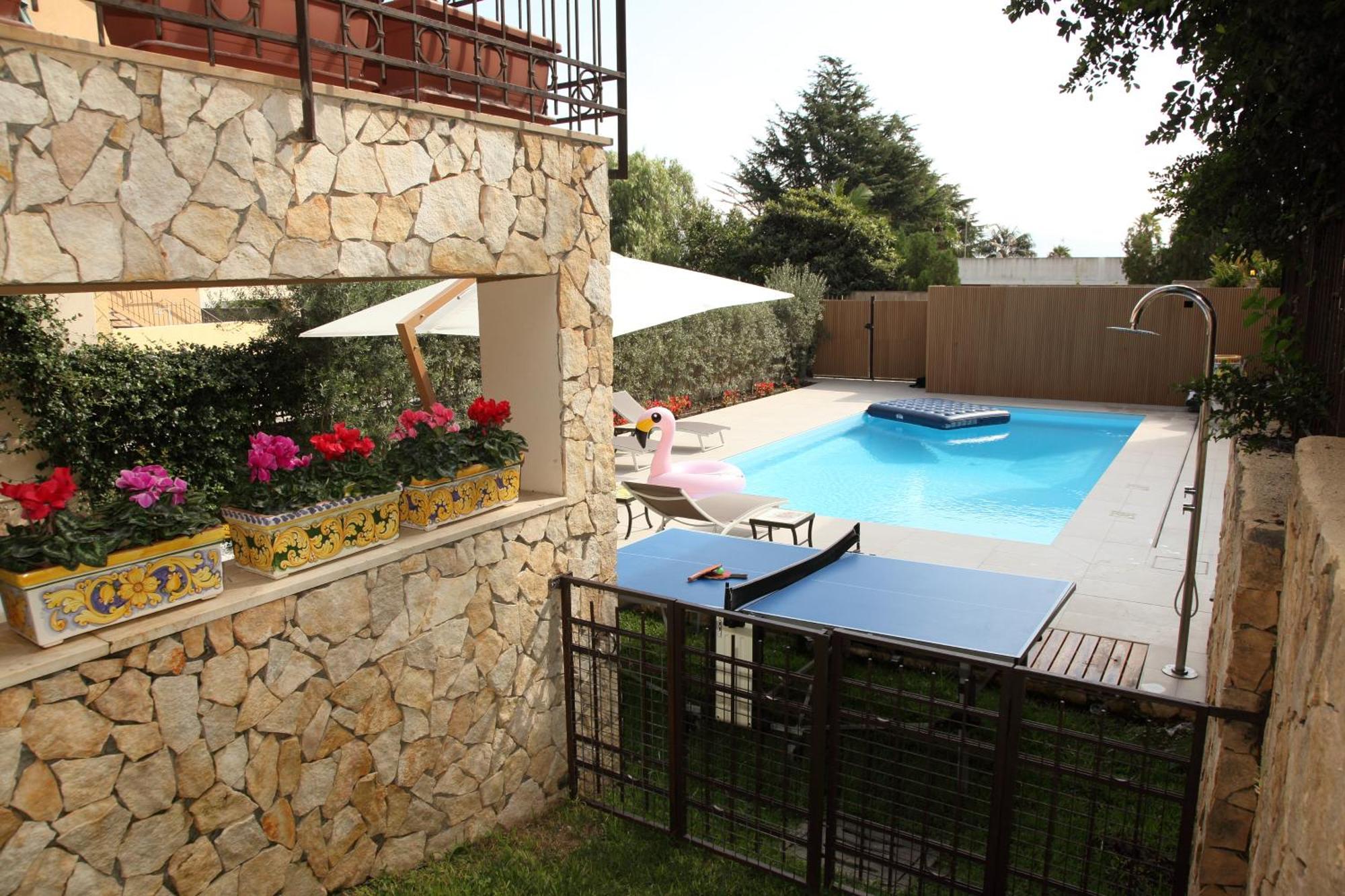 Domus Aurige Bed & Breakfast Messina Bagian luar foto