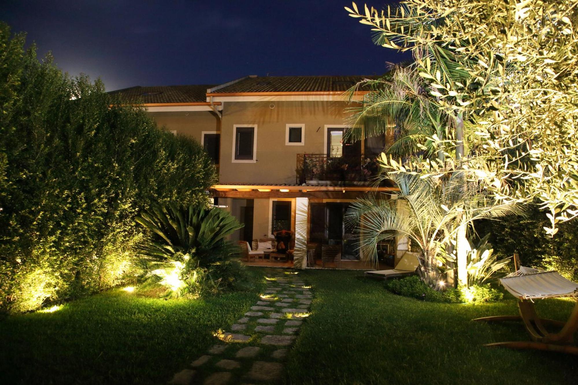Domus Aurige Bed & Breakfast Messina Bagian luar foto
